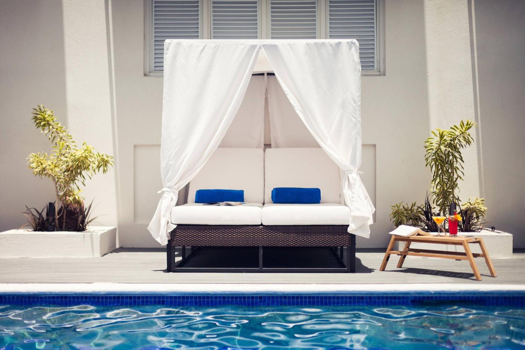 Waves Resort & Spa, Barbados, An Autograph Collection All-Inclusive Resort Saint James Exterior foto