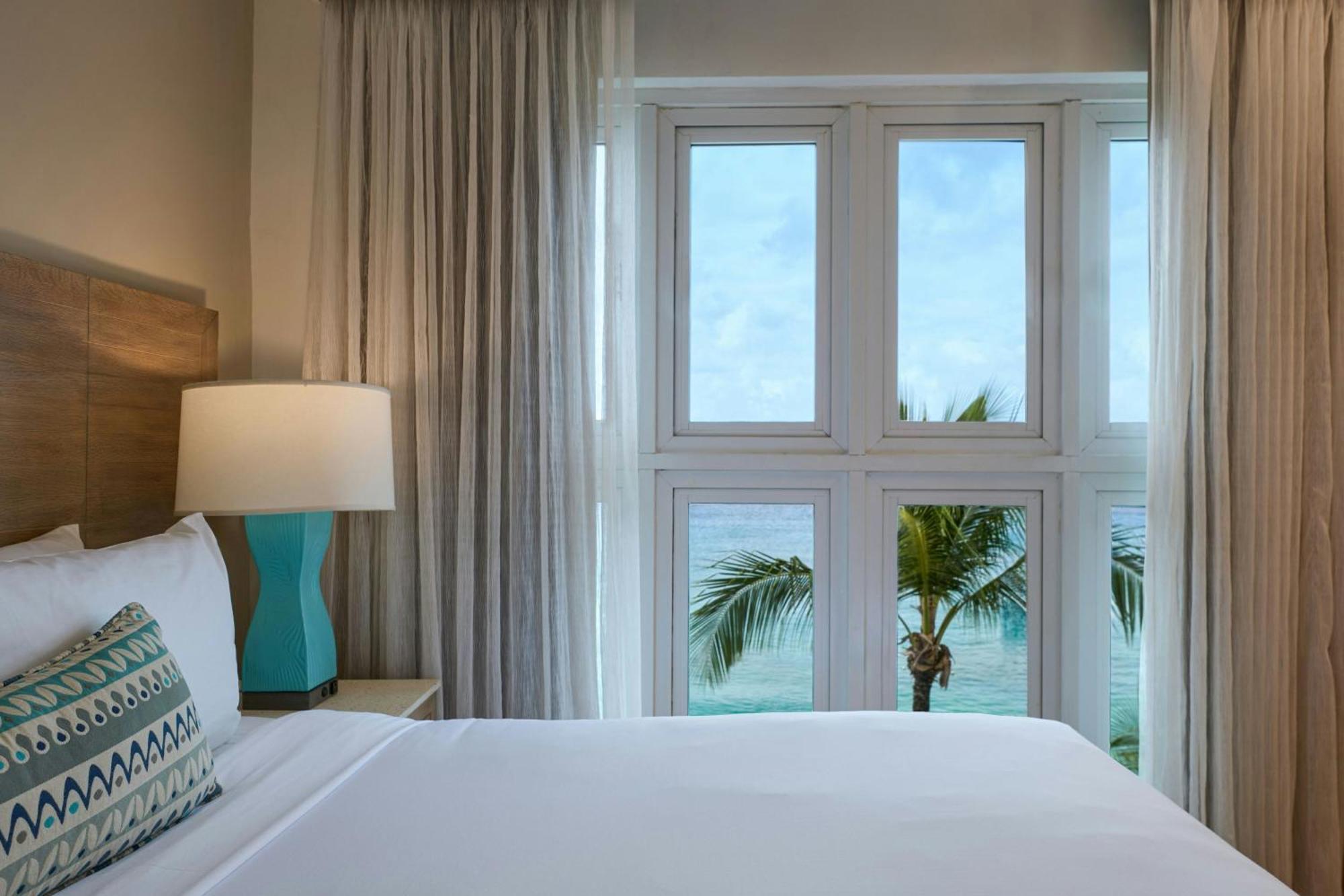 Waves Resort & Spa, Barbados, An Autograph Collection All-Inclusive Resort Saint James Exterior foto
